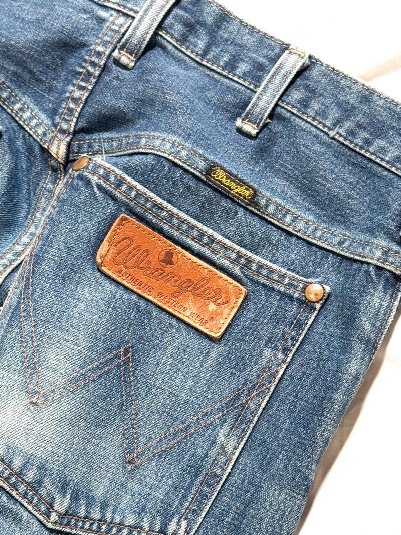 1990s Wrangler Selvedge 11MWZ Reproduction, Wide Leg - 31 x 29 - Lazy Sun