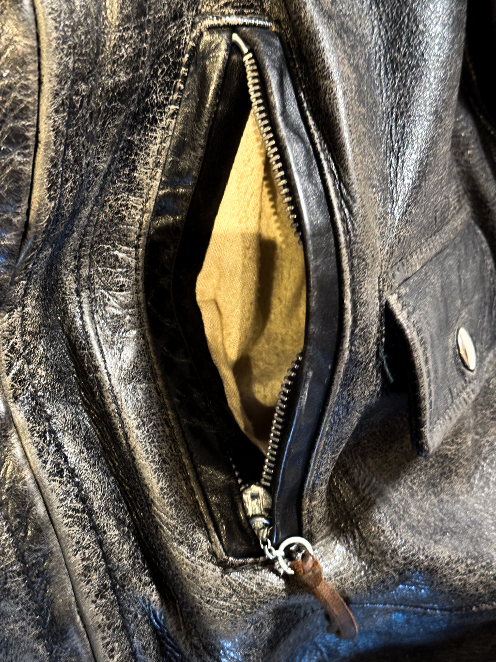 1960s Sears Oakbrook D Pocket Steerhide Jacket - 38L