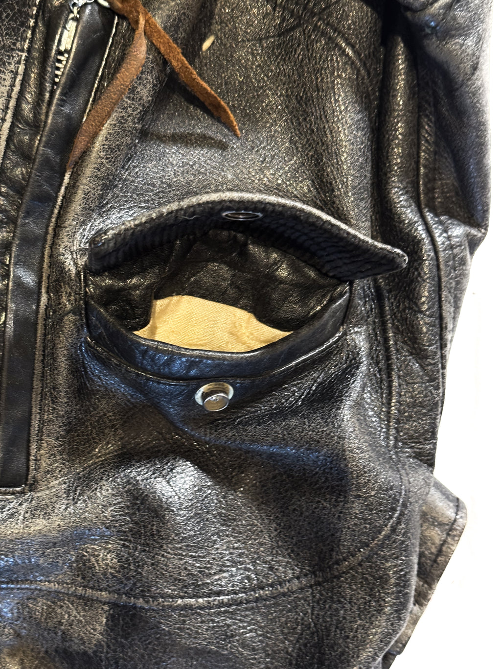 1960s Sears Oakbrook D Pocket Steerhide Jacket - 38L